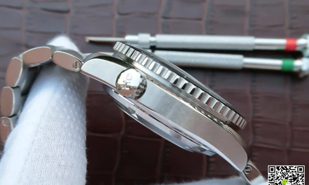 Omega Seamaster Ocean Universe 600M 2210.50.00 OM Factory 1:1 Best Edition Replica Watch Stainless Steel Strap